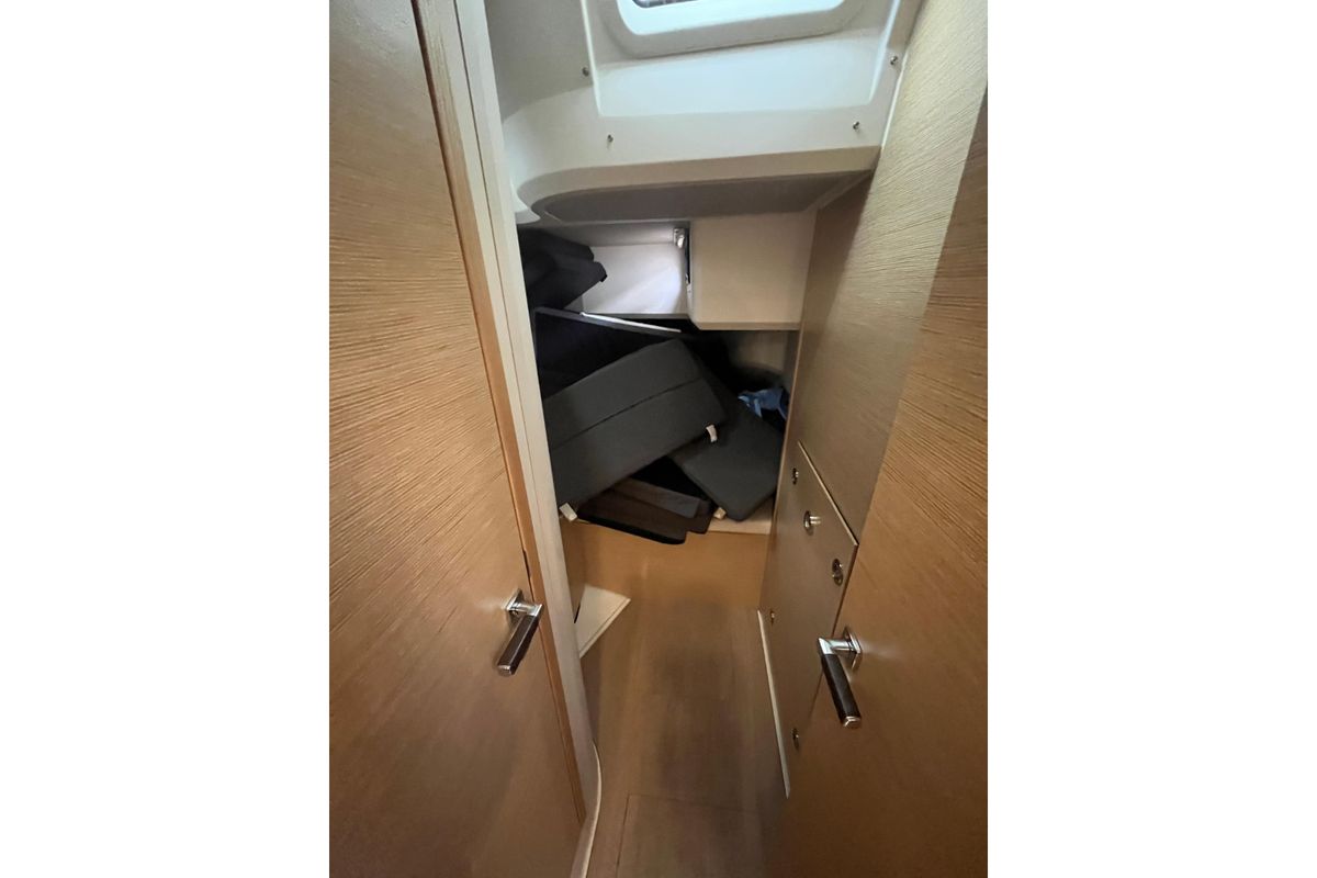 2023 Hanse 54 