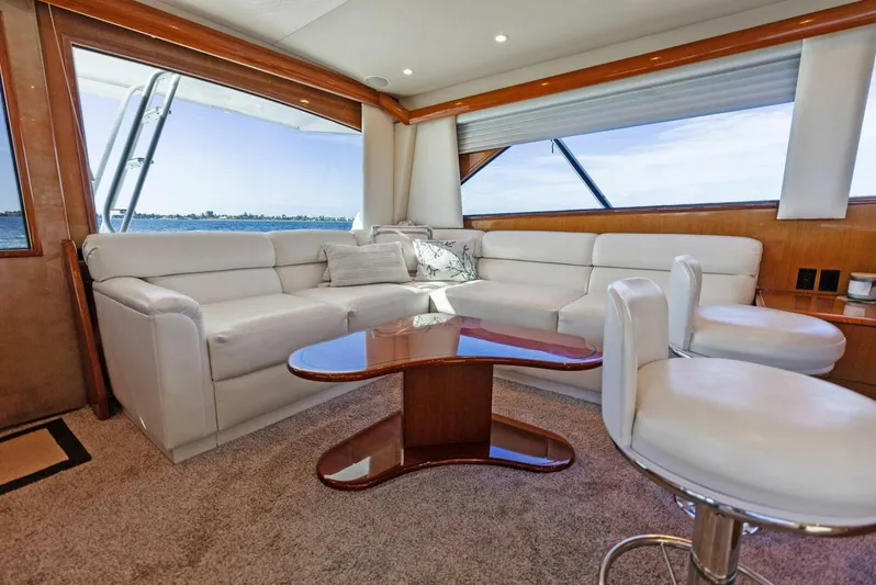 Patriot Yacht Photos Pics 