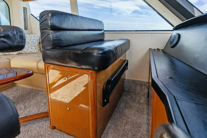 Patriot Yacht Photos Pics 