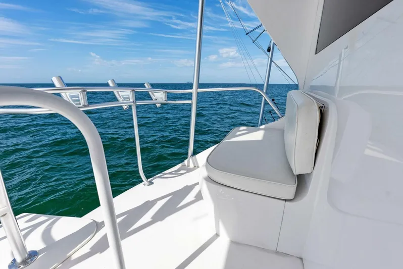 Patriot Yacht Photos Pics 