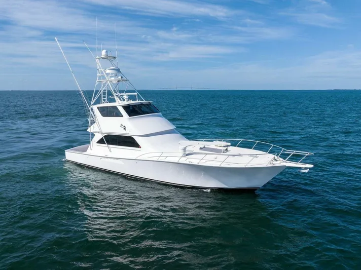 Patriot Yacht Photos Pics 