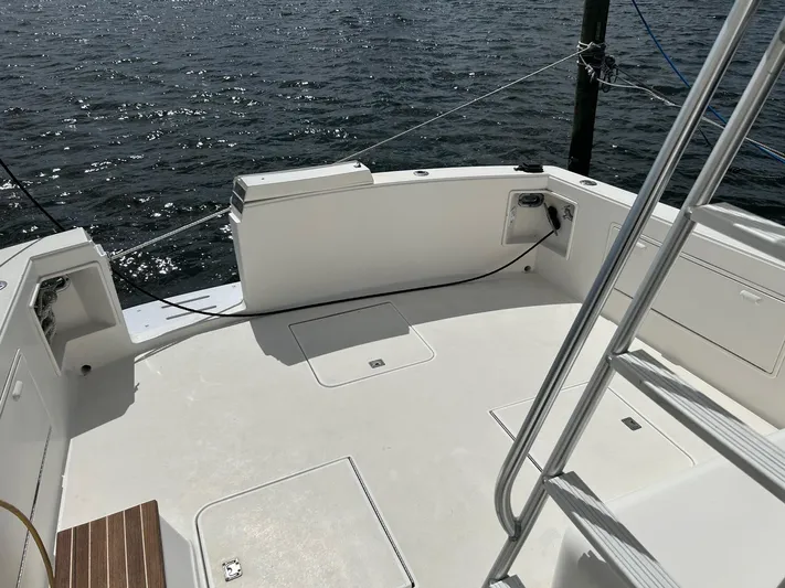 Natalin Cay Yacht Photos Pics 2003 Ocean 40 Super Sport