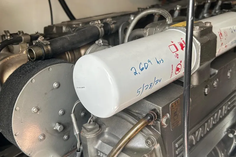 Natalin Cay Yacht Photos Pics 2003 Ocean 40 Super Sport