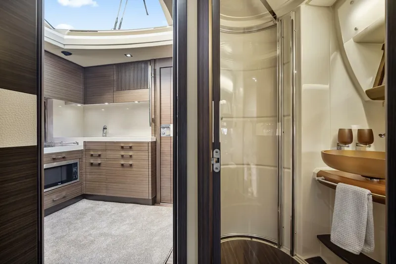  Yacht Photos Pics 2014 Azimut 48 Flybridge - Image 82