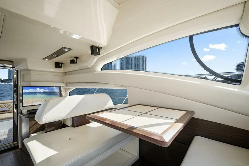  Yacht Photos Pics 2014 Azimut 48 Flybridge - Image 75