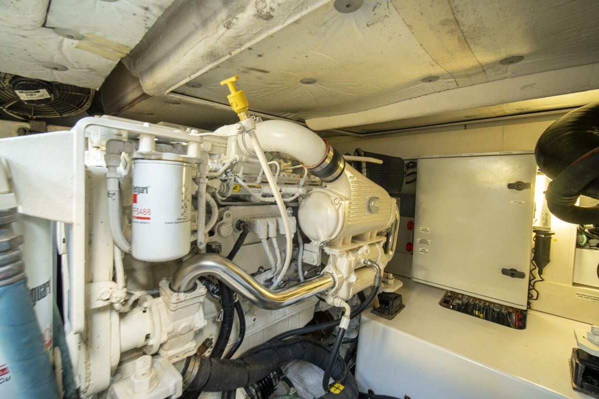 2014 Azimut 48 
