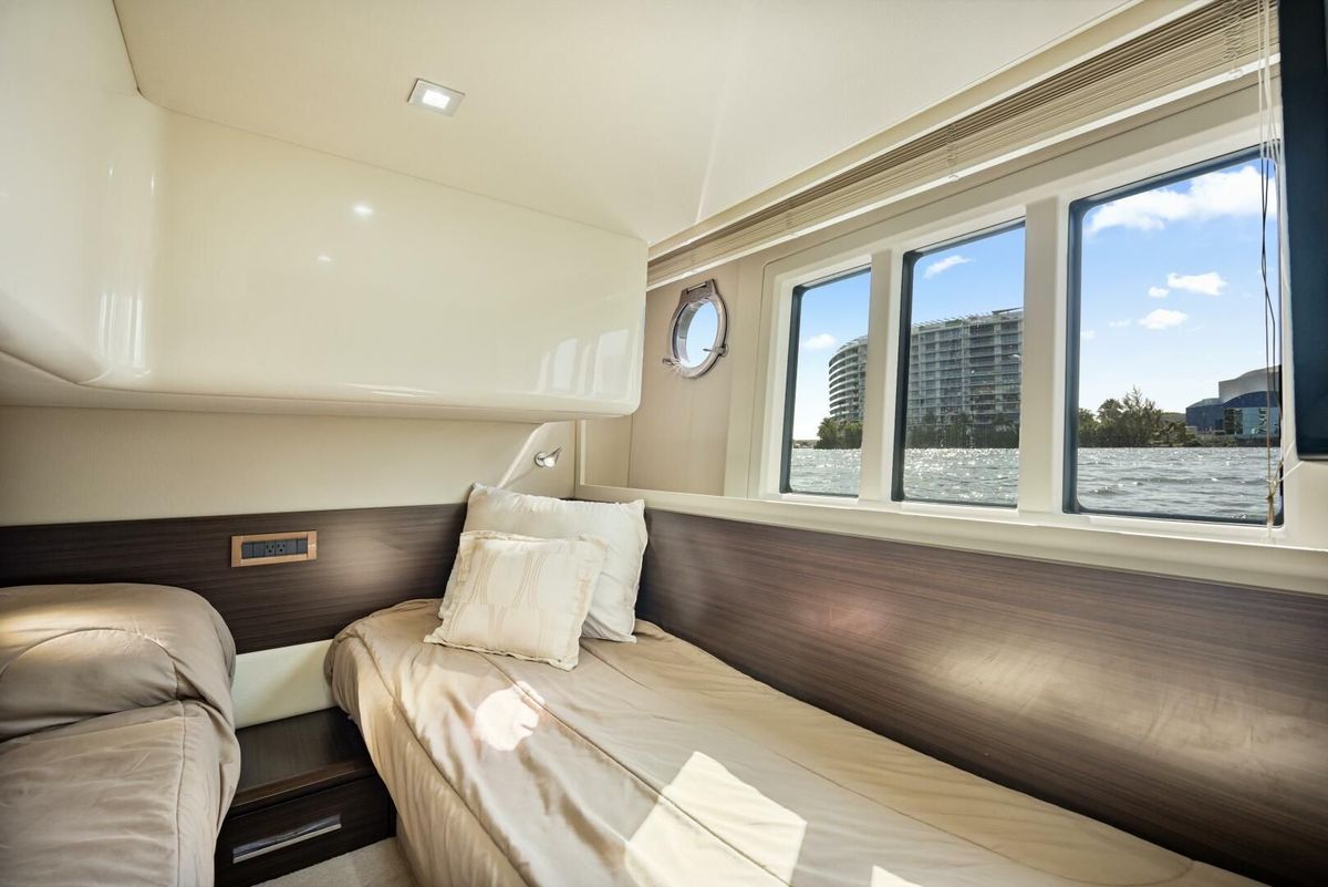 2014 Azimut 48 