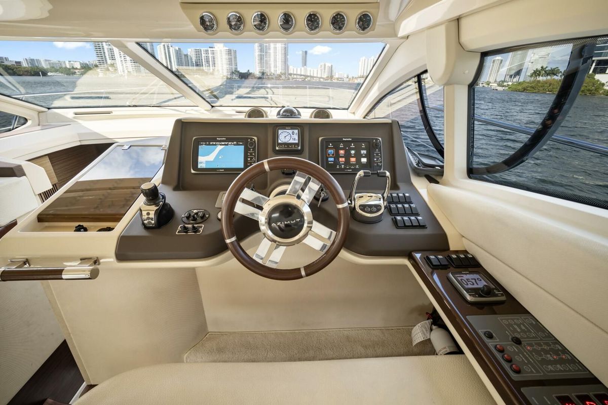 2014 Azimut 48 