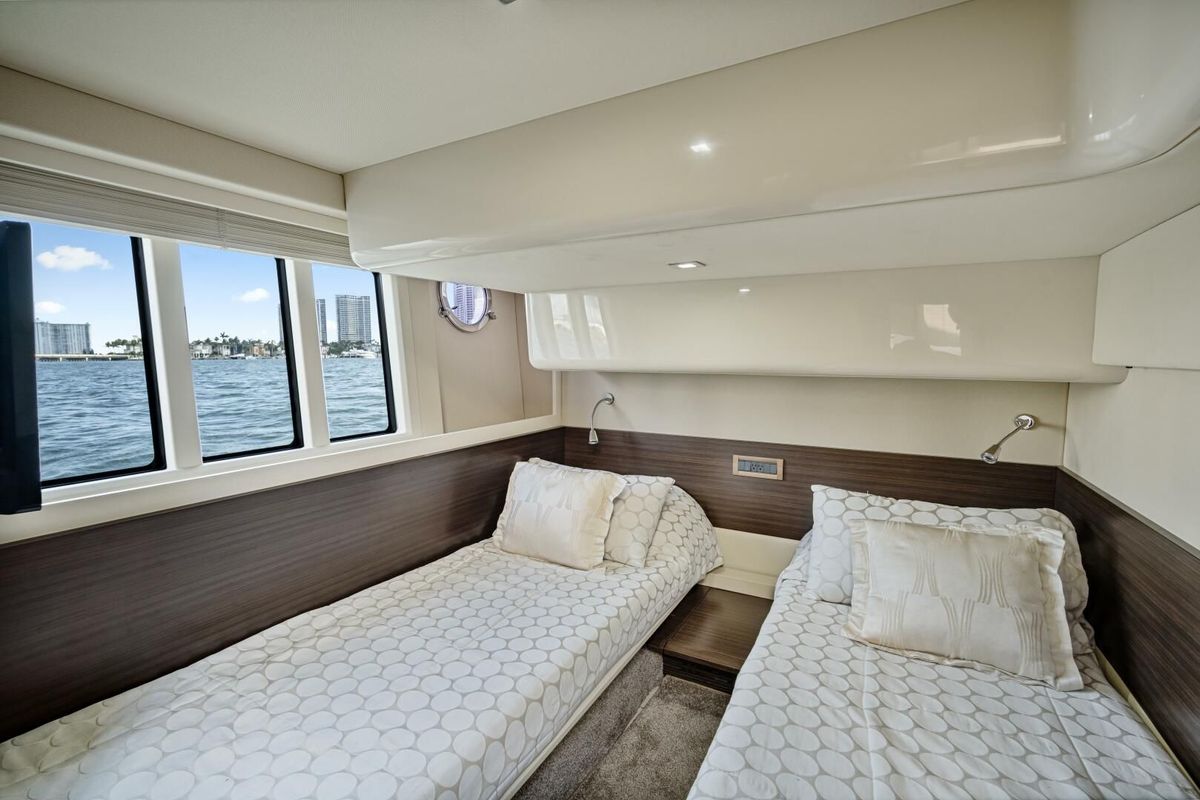 2014 Azimut 48 