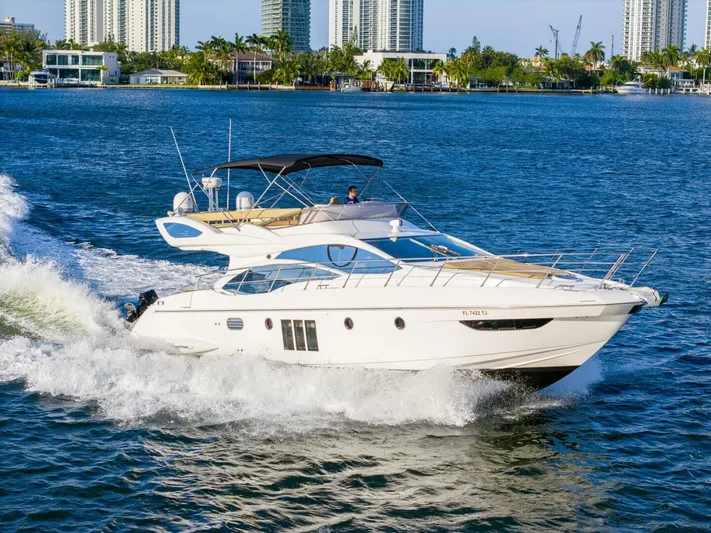  Yacht Photos Pics 2014 Azimut 48 Flybridge - Image 11