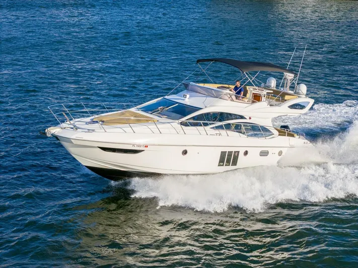  Yacht Photos Pics 2014 Azimut 48 Flybridge - Image 20
