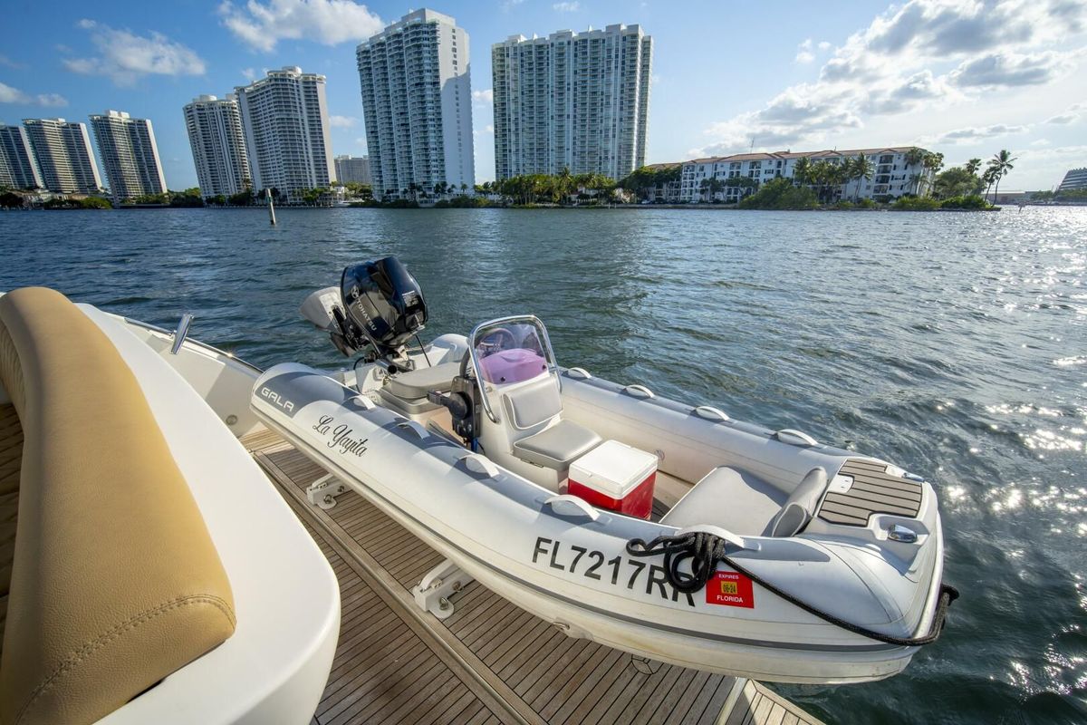 2014 Azimut 48 