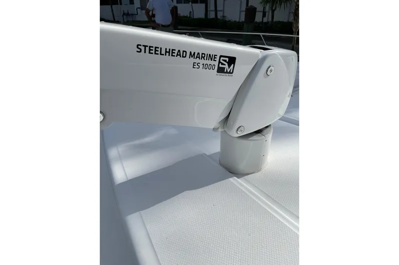 "fortunate" Yacht Photos Pics Steelhead Marine ES 1000 crane on 1995 Johnson 65 Flybridge Motoryacht deck.