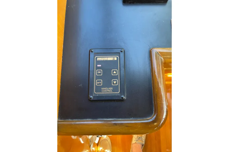 "fortunate" Yacht Photos Pics Windlass control panel on 1995 JOHNSON 65 Flybridge Motoryacht, featuring Muir controls.