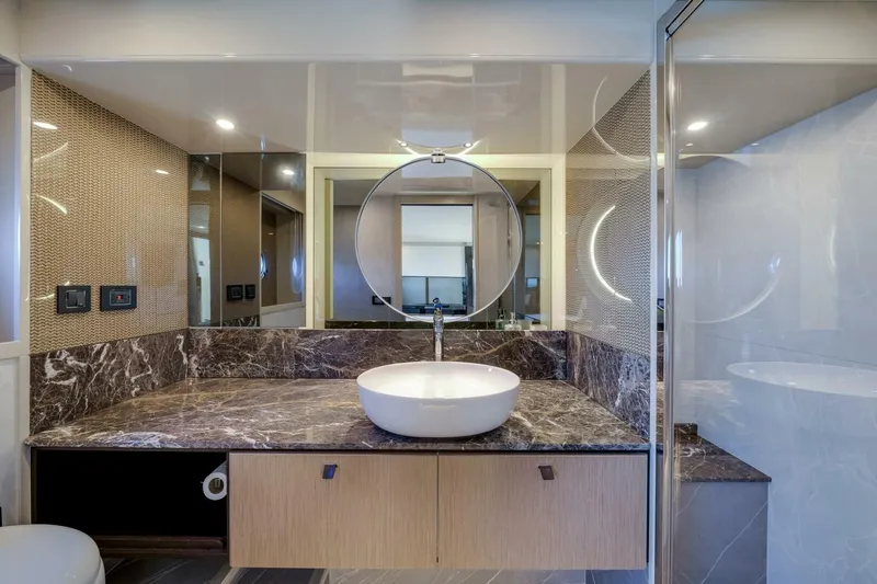  Yacht Photos Pics 2023 Absolute 60 Fly Prisma - Image 30