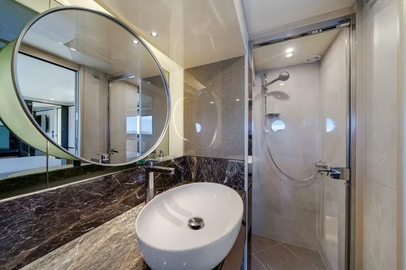  Yacht Photos Pics 2023 Absolute 60 Fly Prisma - Image 31