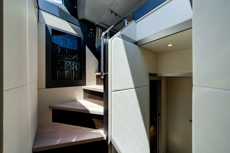  Yacht Photos Pics 2023 Absolute 60 Fly Prisma - Image 24