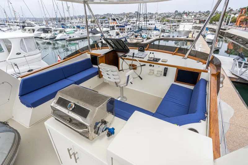 Calypseau Yacht Photos Pics 