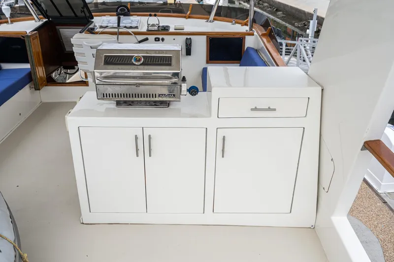 Calypseau Yacht Photos Pics 