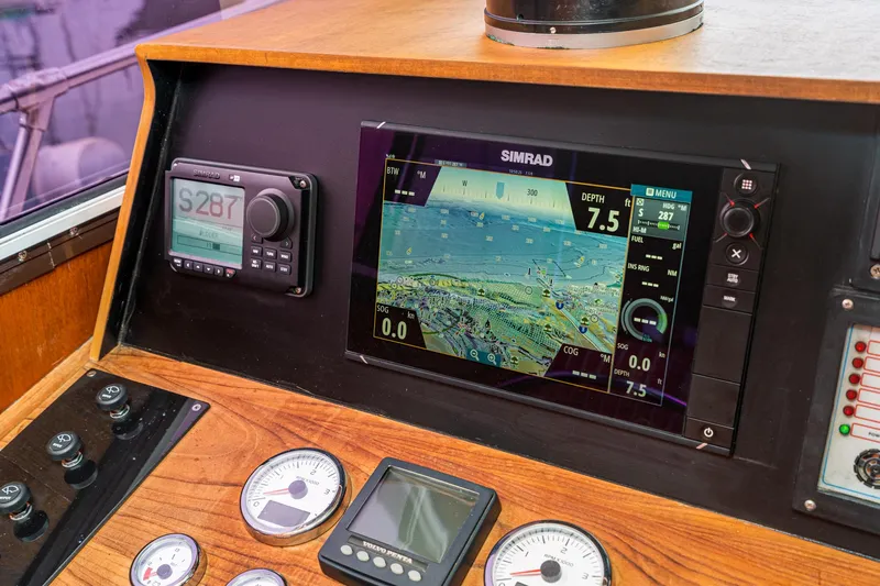 Calypseau Yacht Photos Pics 