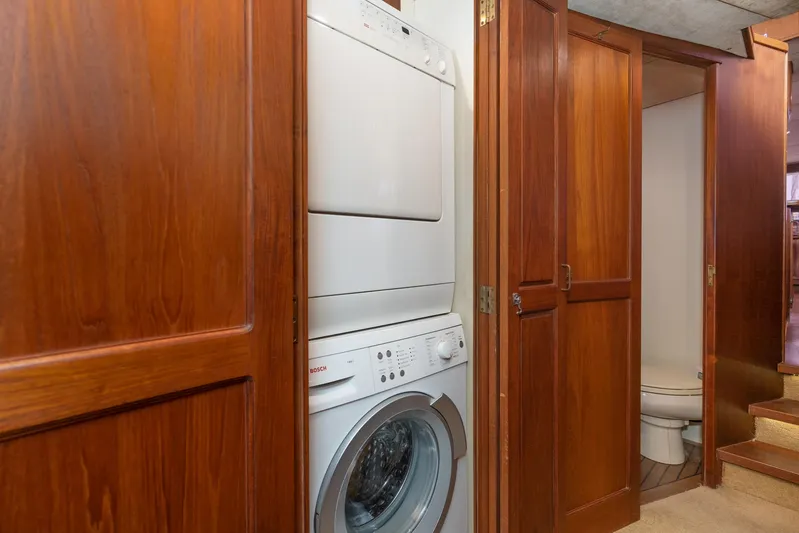 Calypseau Yacht Photos Pics 