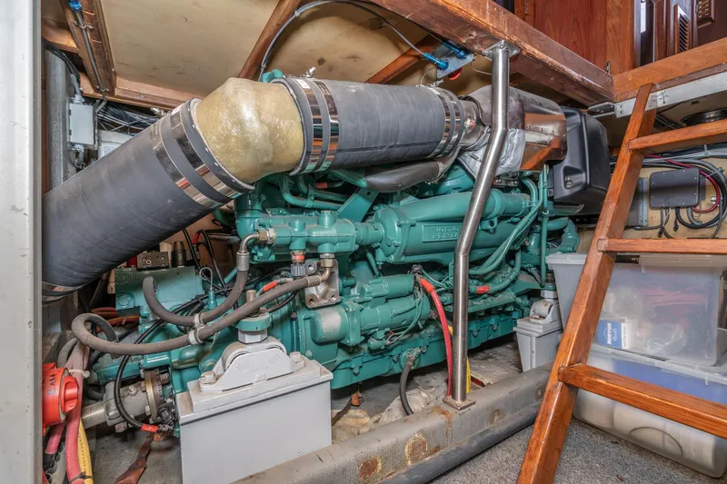 Calypseau Yacht Photos Pics 