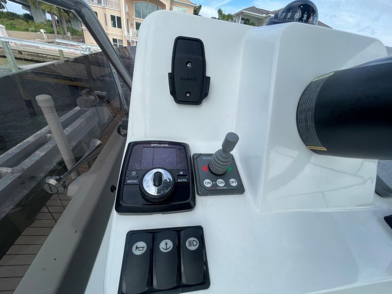 2021 Jeanneau NC 1095 Flybridge