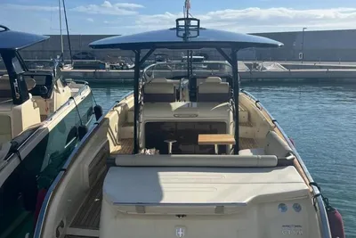 Invictus GT320