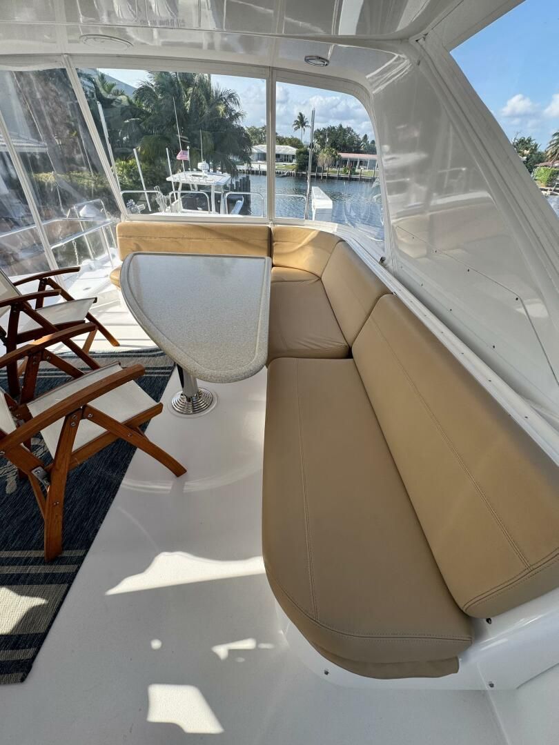 2008 Hatteras 64 