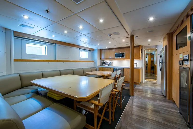 Mizu - Oceanfast Motor Yacht Yacht Photos Pics 