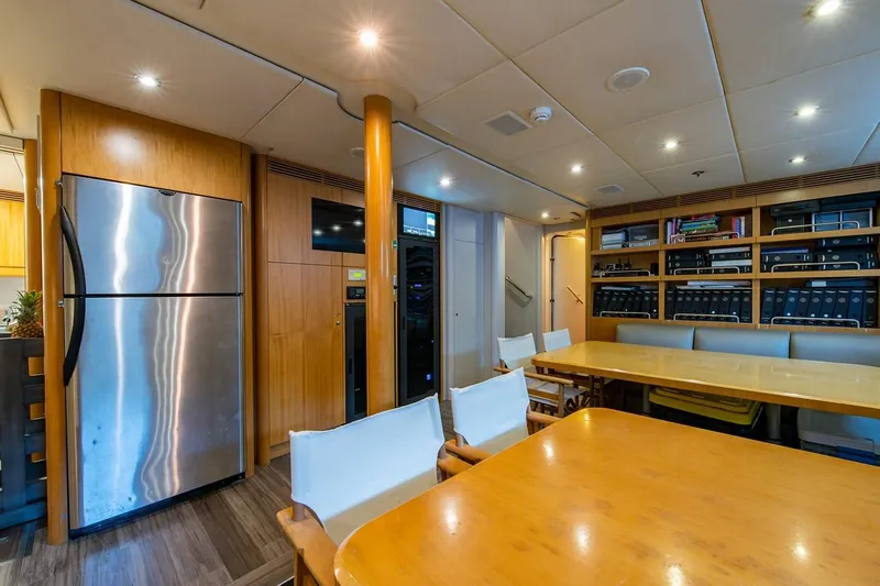 Mizu - Oceanfast Motor Yacht Yacht Photos Pics 