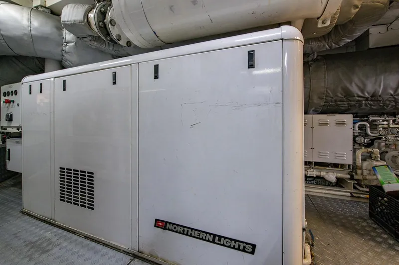 Mizu - Oceanfast Motor Yacht Yacht Photos Pics 