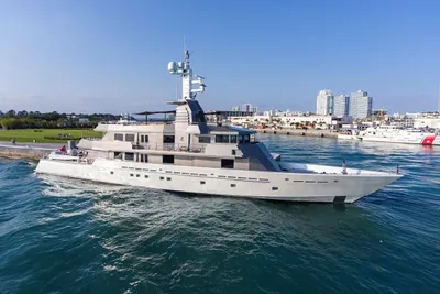 Oceanfast 174 Motor Yacht