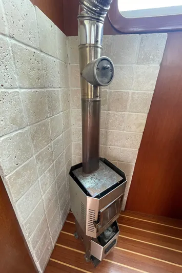 Moorage Available Yacht Photos Pics 