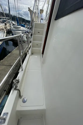 Moorage Available Yacht Photos Pics 