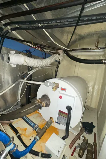 Moorage Available Yacht Photos Pics 