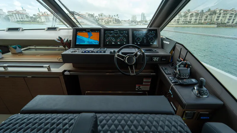 Yachtooma Yacht Photos Pics 