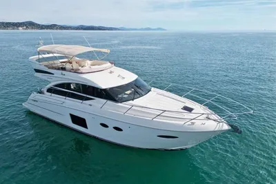 2015 Princess 52