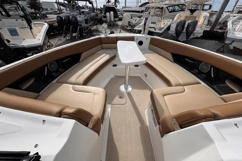 Jewel II Yacht Photos Pics 