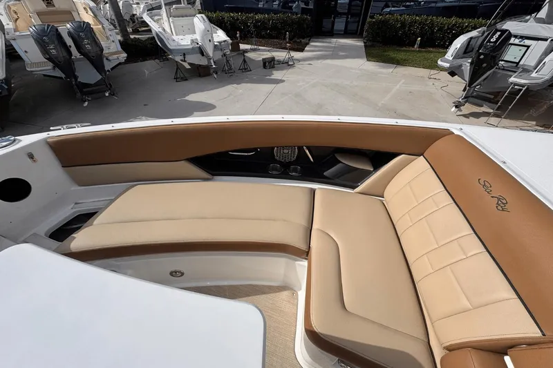 Jewel II Yacht Photos Pics 