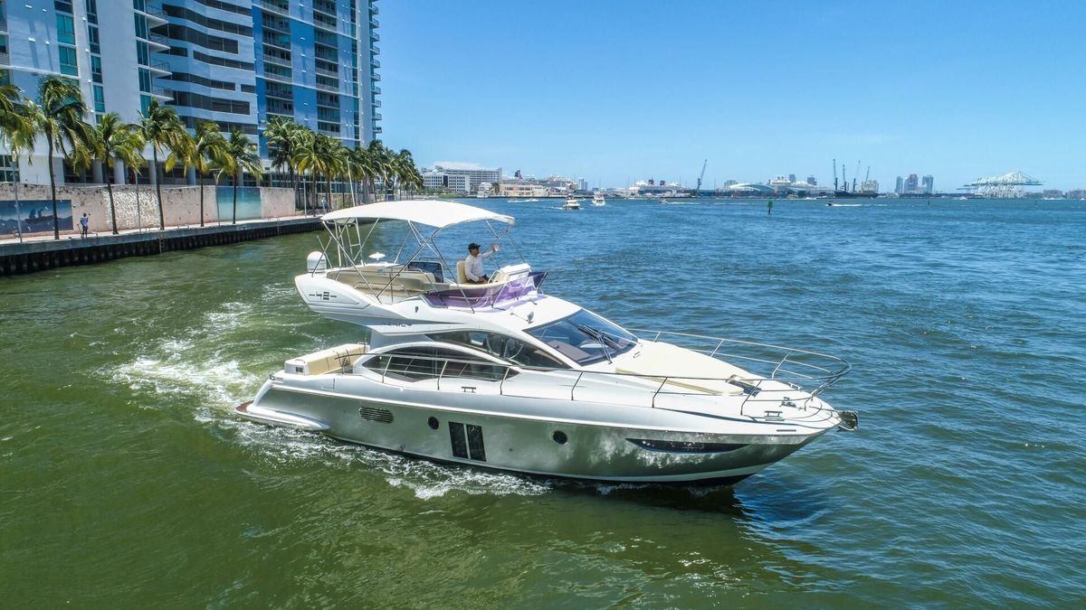 2017 Azimut 42 