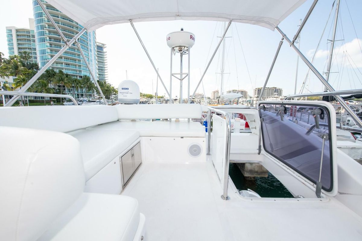 2017 Azimut 42 