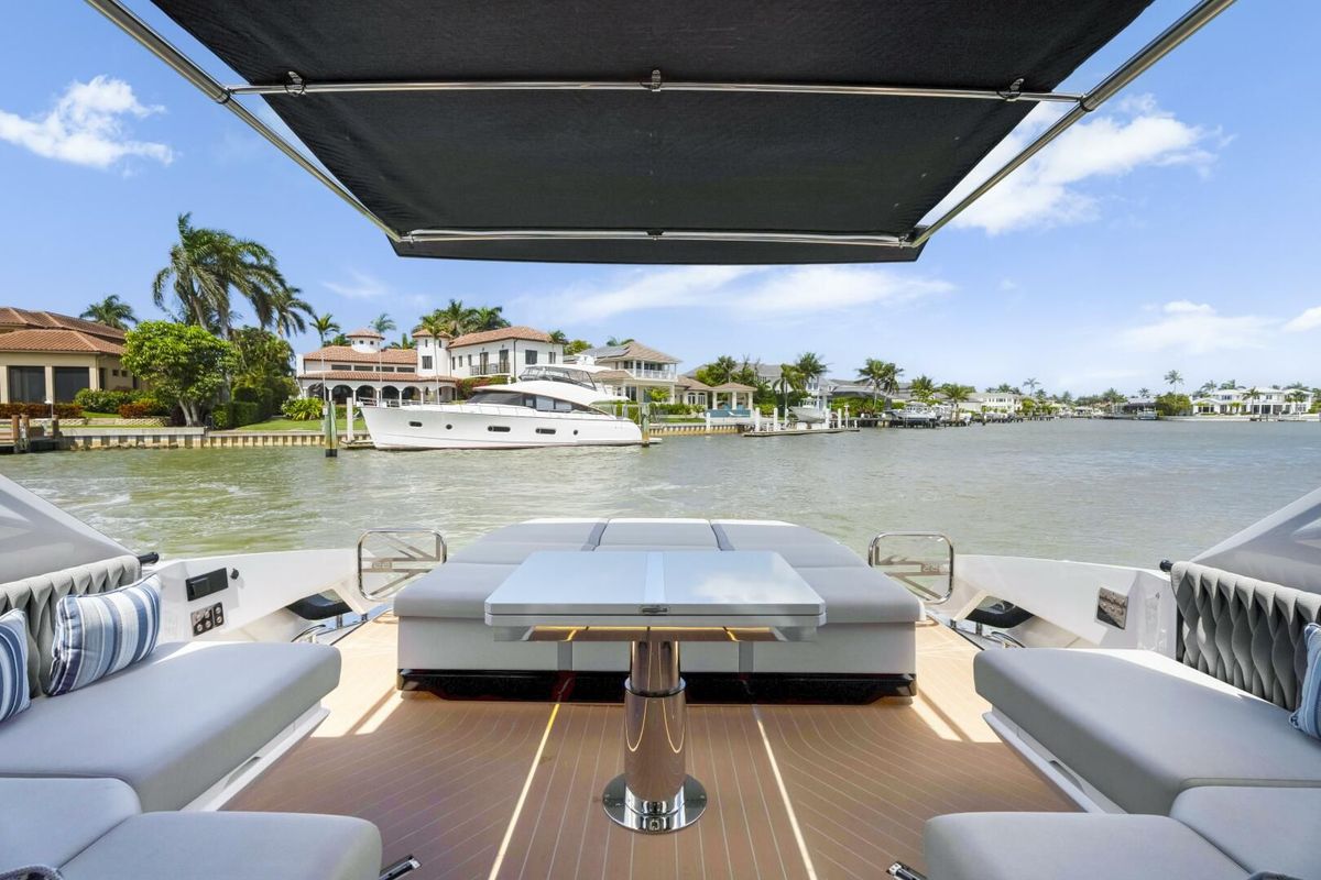2023 Sunseeker 55 