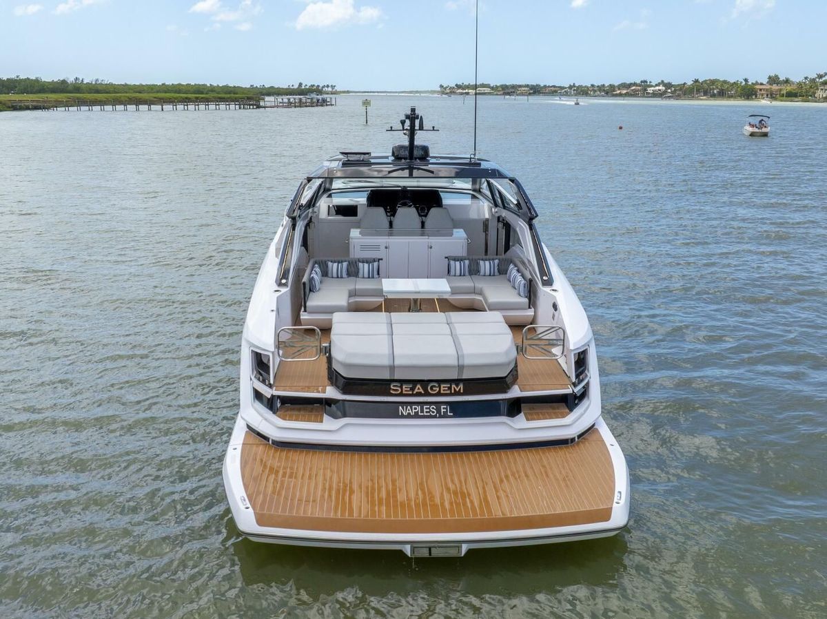 2023 Sunseeker 55 