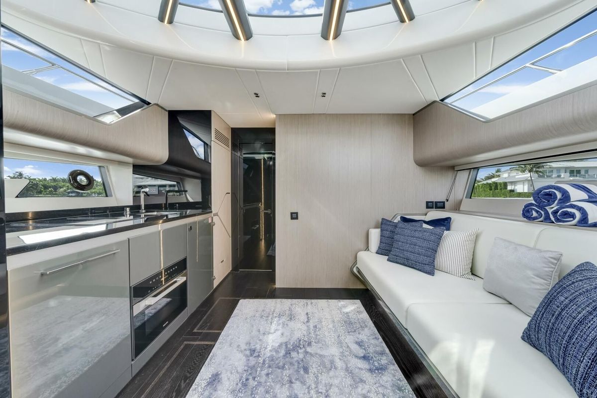 2023 Sunseeker 55 