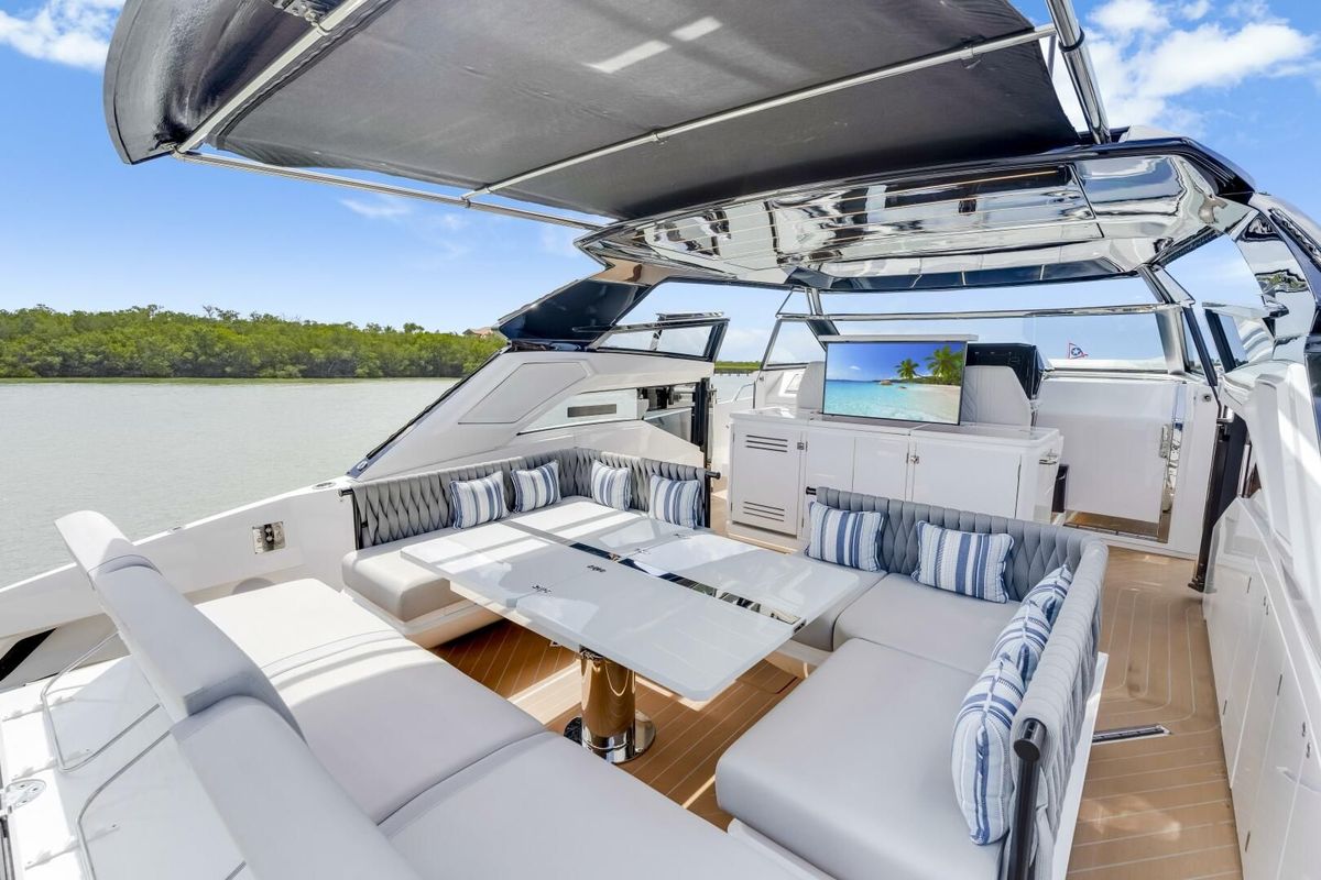 2023 Sunseeker 55 