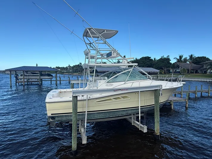  Yacht Photos Pics 2008 RAMPAGE 33 EXPRESS - Image 7