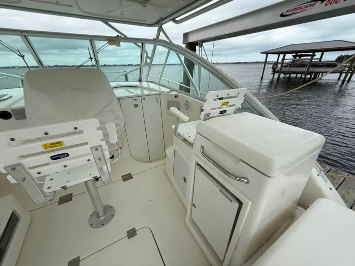  Yacht Photos Pics 2008 RAMPAGE 33 EXPRESS - Image 15