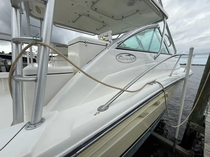  Yacht Photos Pics 2008 RAMPAGE 33 EXPRESS - Image 60