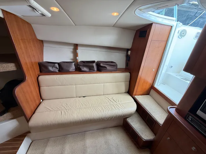  Yacht Photos Pics 2008 RAMPAGE 33 EXPRESS - Image 48